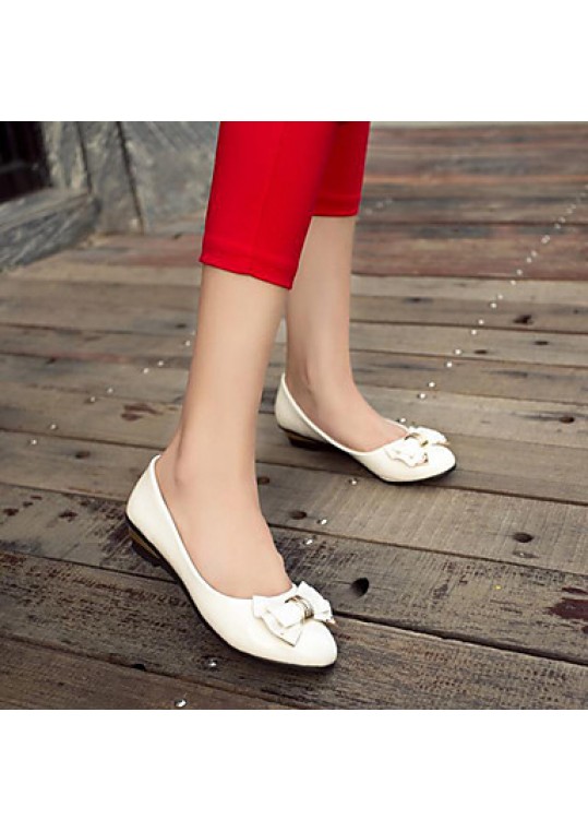 Women's Shoes Leatherette Flat Heel Round Toe Flats Outdoor / Office & Career / Dress / Casual Black / White