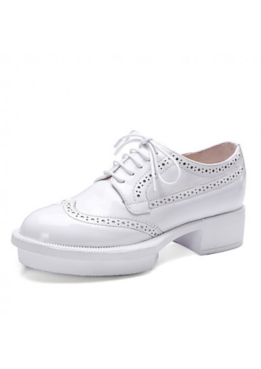 Women's Shoes PU Fall Platform / Round Toe Oxfords Office & Career / Dress / Casual Flat HeelBlack / White