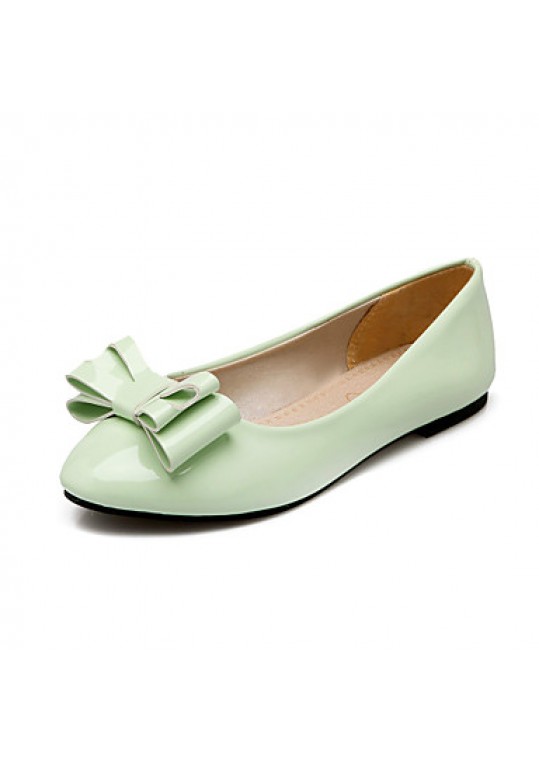 Women's Shoes Patent Leather Flat Heel Round Toe Flats Outdoor / Dress / Casual Black / Green / Pink / Beige